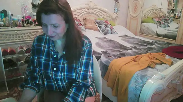 Debra Phoenix online show from July 23, 2026, 10:51 pm