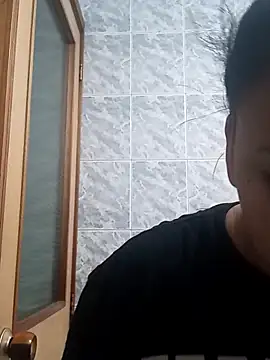 Naomy veracruz  online show from February 25, 2026, 10:14 am