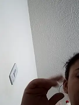 Naomy veracruz  online show from March 26, 2026, 10:32 am