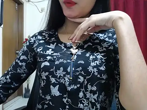 taisina online show from February 28, 2025, 7:56 pm