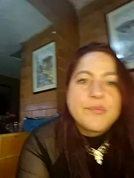 Snapshot of Scarlett45_ chatting on February 8, 2025, 1:32 am Scarlett45 online show from February 8, 2025, 1:32 am