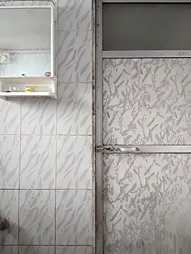 Snapshot of surabhi09 chatting on September 13, 2025, 2:11 am surabhi09 online show from September 13, 2025, 2:11 am