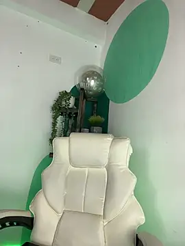 LollaByer online show from April 3, 2026, 9:13 pm