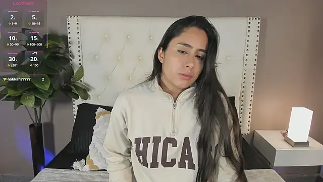 Julia Martinez  online show from July 20, 2026, 11:45 am