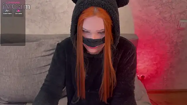 Kleo Godde online show from March 2, 2025, 6:30 pm