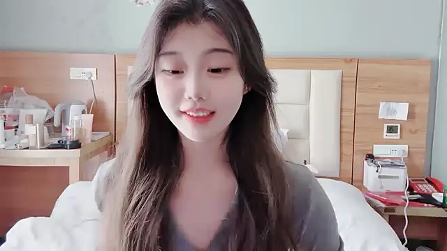 Snapshot of yangyang-1115 chatting on February 15, 2025, 4:36 am yangyang-1115 online show from February 15, 2025, 4:36 am