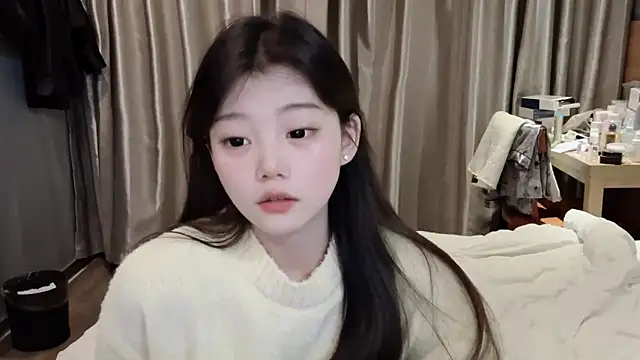 Snapshot of yangyang-1115 chatting on March 3, 2025, 2:04 pm yangyang-1115 online show from March 3, 2025, 2:04 pm