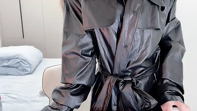 Snapshot of yangyang-1115 chatting on November 3, 2025, 5:42 am yangyang-1115 online show from November 3, 2025, 5:42 am