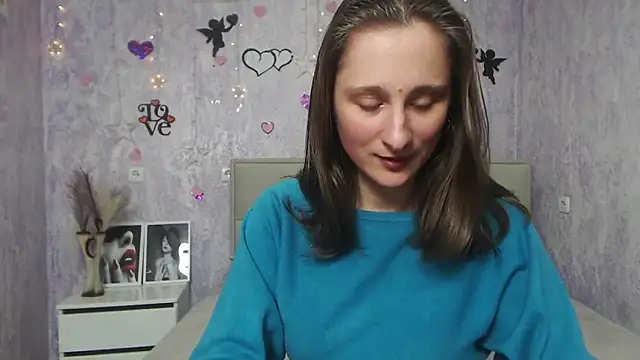 MichelLeee online show from March 3, 2025, 3:20 pm