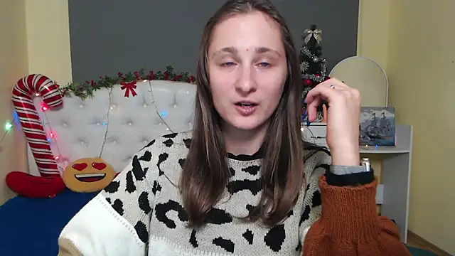 MichelLeee online show from December 15, 2025, 12:20 pm