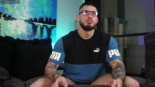 DimitriSullivan  online show from January 30, 2025, 4:27 am