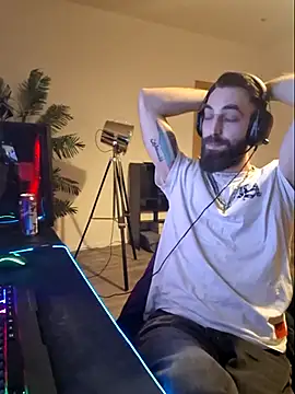 Snapshot of DaWoD030 chatting on February 18, 2025, 5:53 pm DaWoD030 online show from February 18, 2025, 5:53 pm