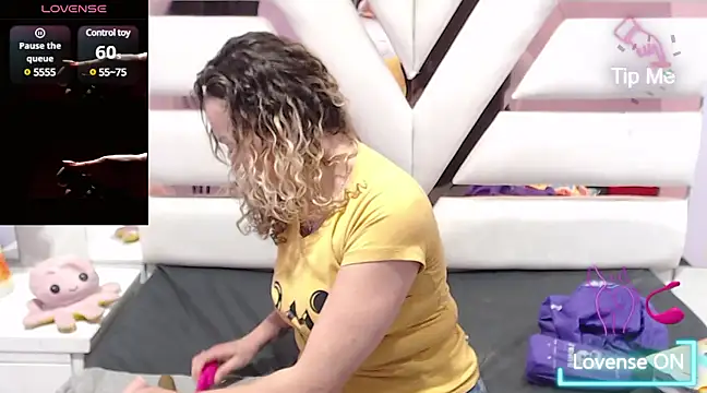 Snapshot of alaha_evans chatting on March 20, 2025, 9:59 am alaha evans online show from March 20, 2025, 9:59 am