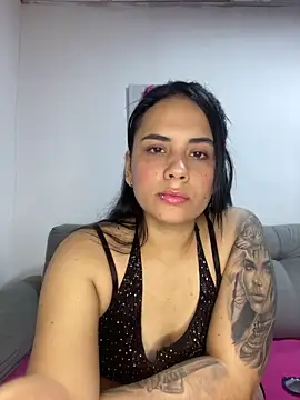 Snapshot of Leyna_Kenet chatting on March 9, 2025, 3:01 am Leyna Kenet online show from March 9, 2025, 3:01 am