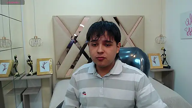 AndrewPherson online show from January 24, 2025, 1:03 pm