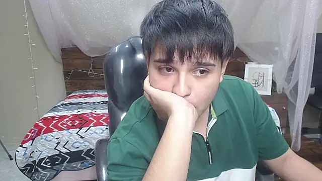 AndrewPherson online show from February 9, 2025, 12:08 pm