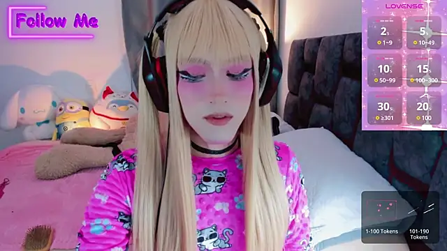 Kirmyy  online show from March 18, 2025, 11:53 pm