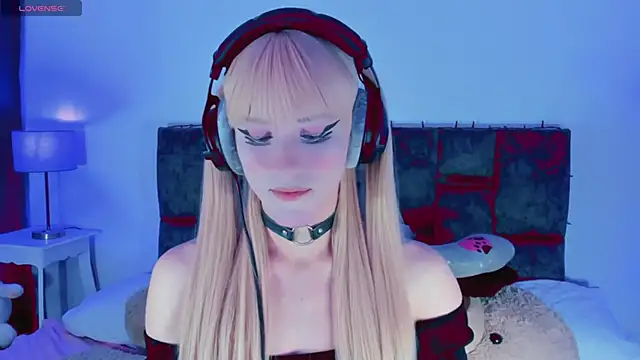 Kirmyy  online show from September 24, 2025, 9:07 pm