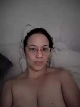 nicolle milf1978 online show from May 23, 2026, 9:57 am