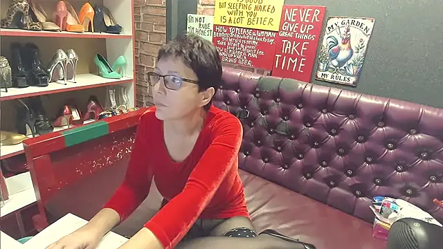 Lily4yourfun online show from December 11, 2024, 7:09 am