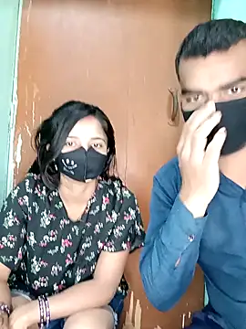 Snapshot of Suhani512 chatting on November 25, 2025, 4:56 am Suhani512 online show from November 25, 2025, 4:56 am