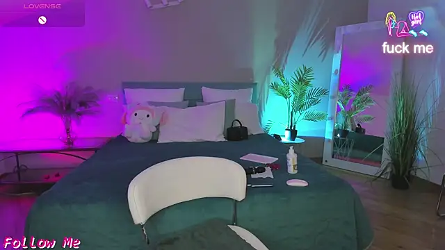 Snapshot of Lana_kitty__ chatting on May 27, 2026, 2:08 am Lana kitty online show from May 27, 2026, 2:08 am