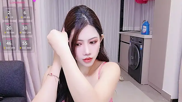 Selenaaaaa- online show from March 3, 2025, 2:26 pm