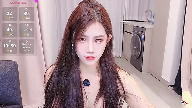 Selenaaaaa- online show from March 9, 2025, 1:59 pm