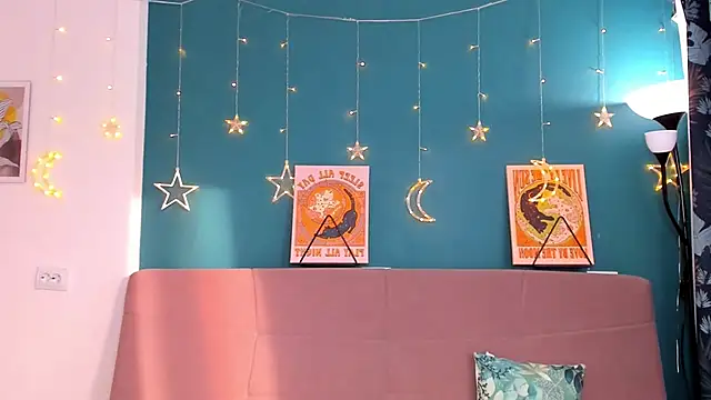 Xloe Queen online show from March 5, 2025, 12:11 pm