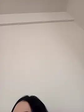 Snapshot of Morguisssz chatting on October 9, 2025, 12:25 pm Morguisssz online show from October 9, 2025, 12:25 pm