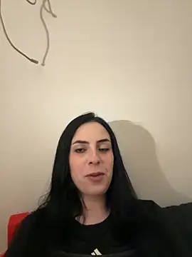 Snapshot of Morguisssz chatting on November 8, 2025, 3:29 am Morguisssz online show from November 8, 2025, 3:29 am