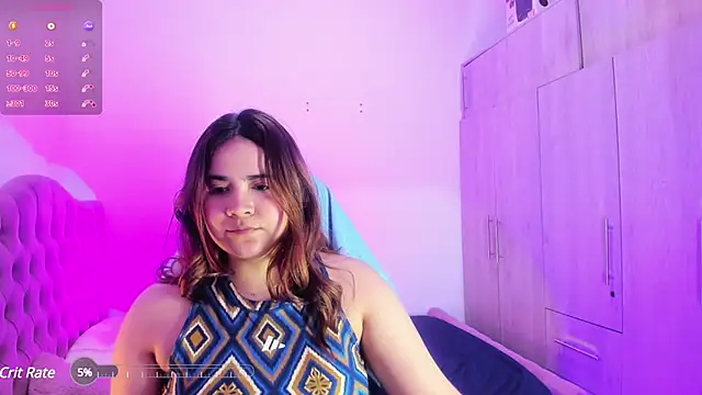 jisoo   online show from January 12, 2025, 3:07 am