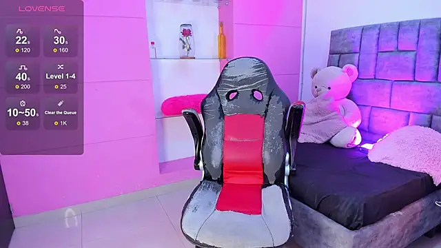 jisoo   online show from September 25, 2025, 3:38 pm