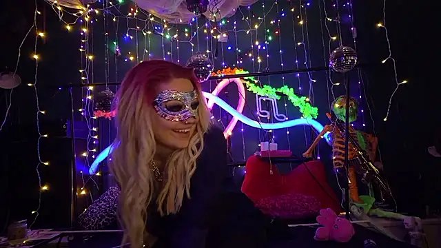 Snapshot of anonymouszN chatting on January 18, 2026, 8:34 pm anonymouszN online show from January 18, 2026, 8:34 pm