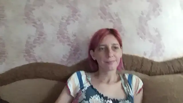 Snapshot of Ketti_mom chatting on June 25, 2026, 7:35 am Ketti mom online show from June 25, 2026, 7:35 am
