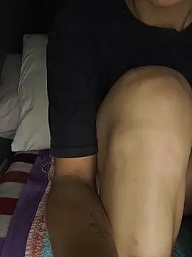 DarkElfSorceress online show from November 29, 2025, 6:33 pm