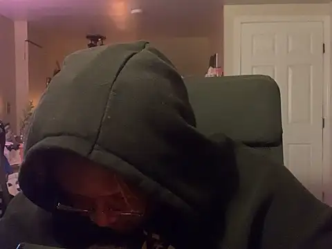 BigKittyRaven online show from January 23, 2025, 4:19 am