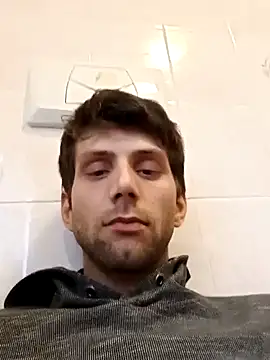 dariodario online show from February 15, 2025, 3:17 pm