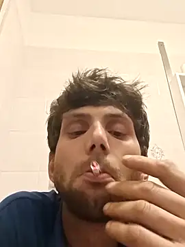 dariodario online show from March 11, 2025, 8:42 pm