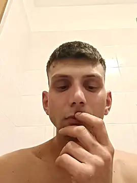 dariodario online show from March 13, 2025, 8:32 pm