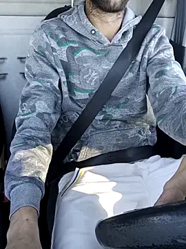 dariodario online show from November 10, 2025, 8:46 am