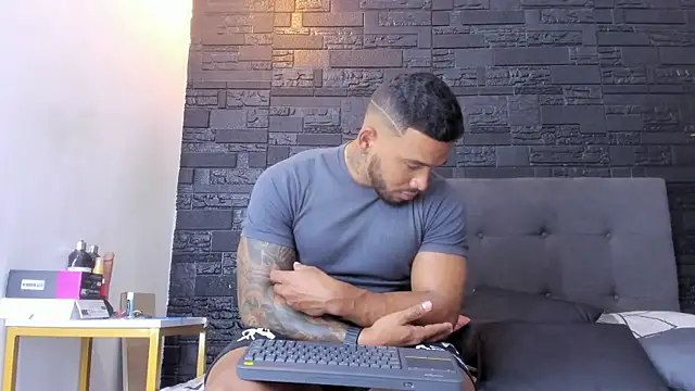 bruno miller  online show from January 8, 2026, 8:33 pm