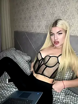 Cute Barbieee  online show from December 8, 2024, 10:03 pm