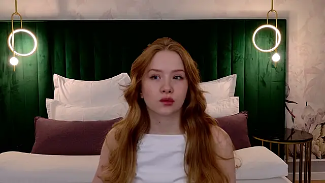 MichelleReid online show from March 11, 2025, 3:05 am