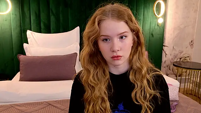 MichelleReid online show from March 14, 2025, 3:04 am