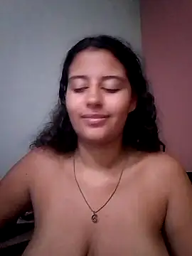 Snapshot of Babydol18_ chatting on March 4, 2025, 10:35 am Babydol18 online show from March 4, 2025, 10:35 am