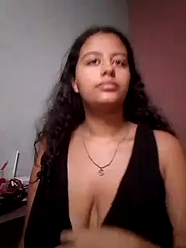 Snapshot of Babydol18_ chatting on March 6, 2025, 11:31 pm Babydol18 online show from March 6, 2025, 11:31 pm