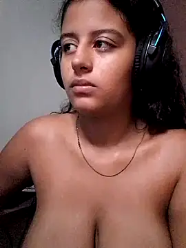 Snapshot of Babydol18_ chatting on March 12, 2025, 5:24 am Babydol18 online show from March 12, 2025, 5:24 am