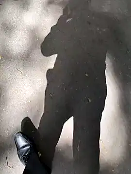 Snapshot of samee00721 chatting on October 6, 2025, 9:40 am samee00721 online show from October 6, 2025, 9:40 am