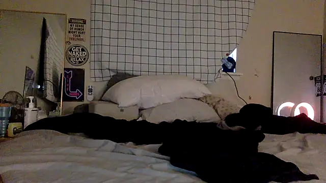 Snapshot of funcum1991 chatting on March 24, 2026, 3:28 pm funcum1991 online show from March 24, 2026, 3:28 pm